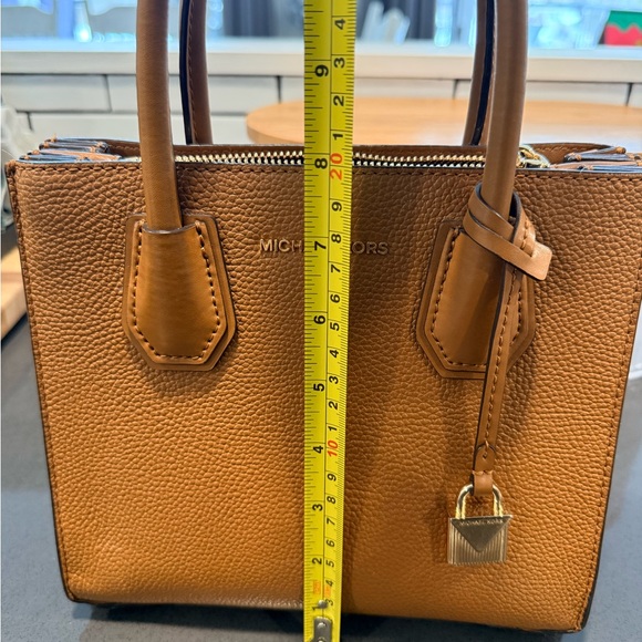 Michael Kors Brown Leather Satchel Handbag
Gold Tone Hardware - Picture 11 of 12